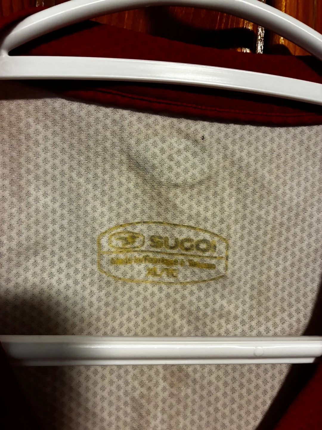 Sugoi XL/TG Red & White Sleeveless Top image indicator(4)