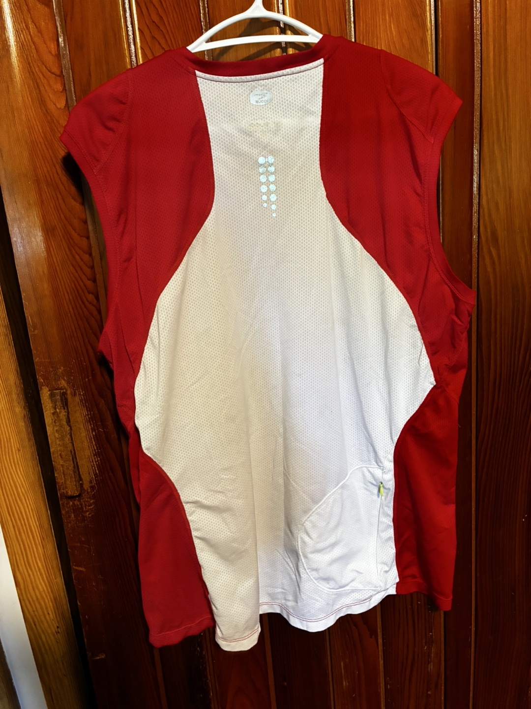 Sugoi XL/TG Red & White Sleeveless Top - photo 2