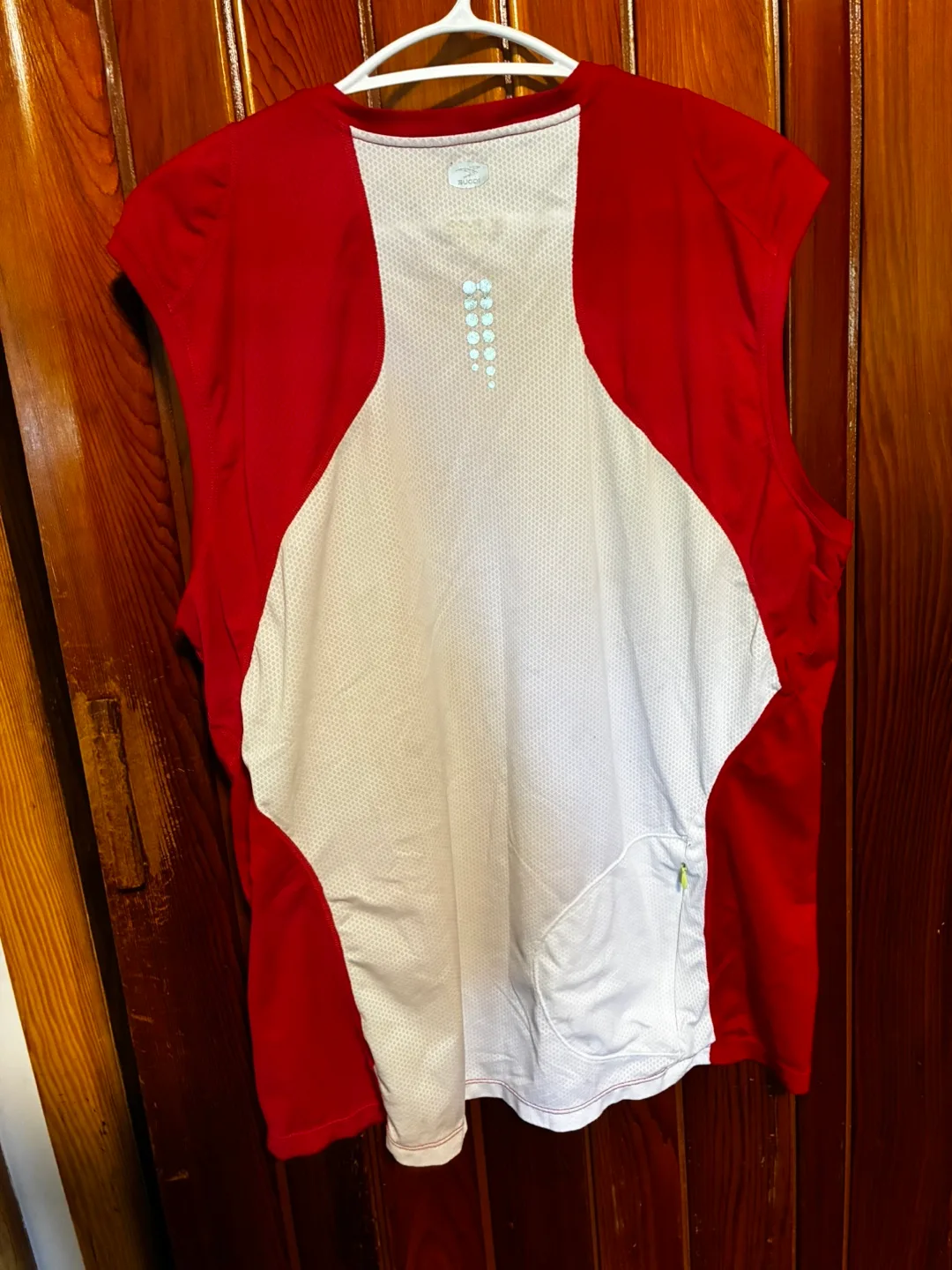 Sugoi XL/TG Red & White Sleeveless Top image indicator(2)