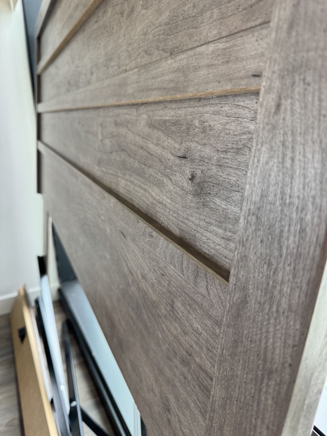 Queen Size Headboard, Baseboard and bed frame - photo 2