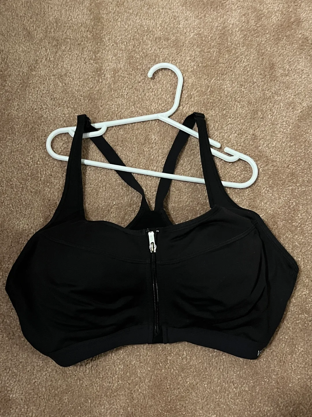 VSX Sport Bra - Size 38C thumbnail