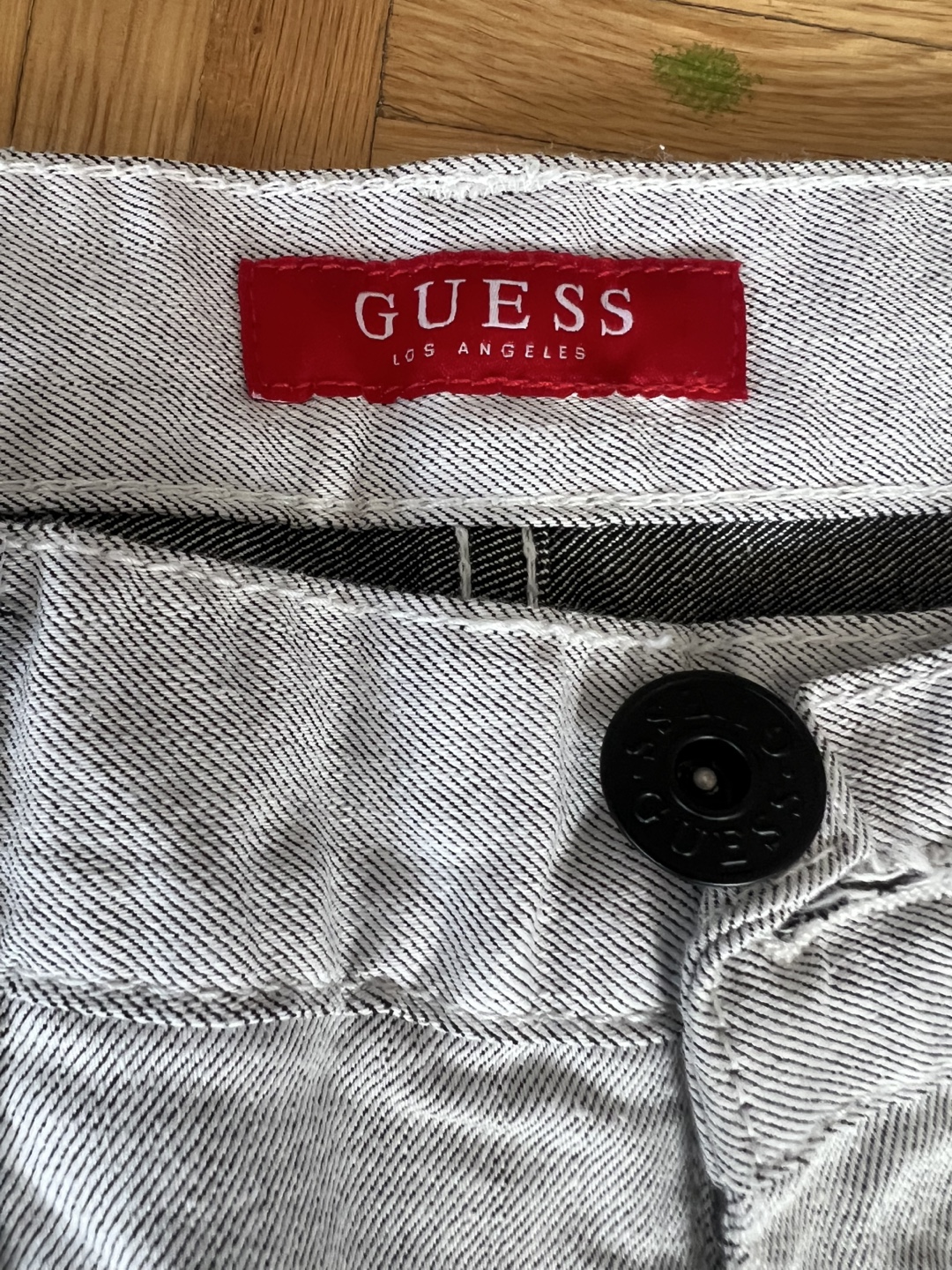 Guess Los Angeles Jeans, Size 33x30 - photo 2