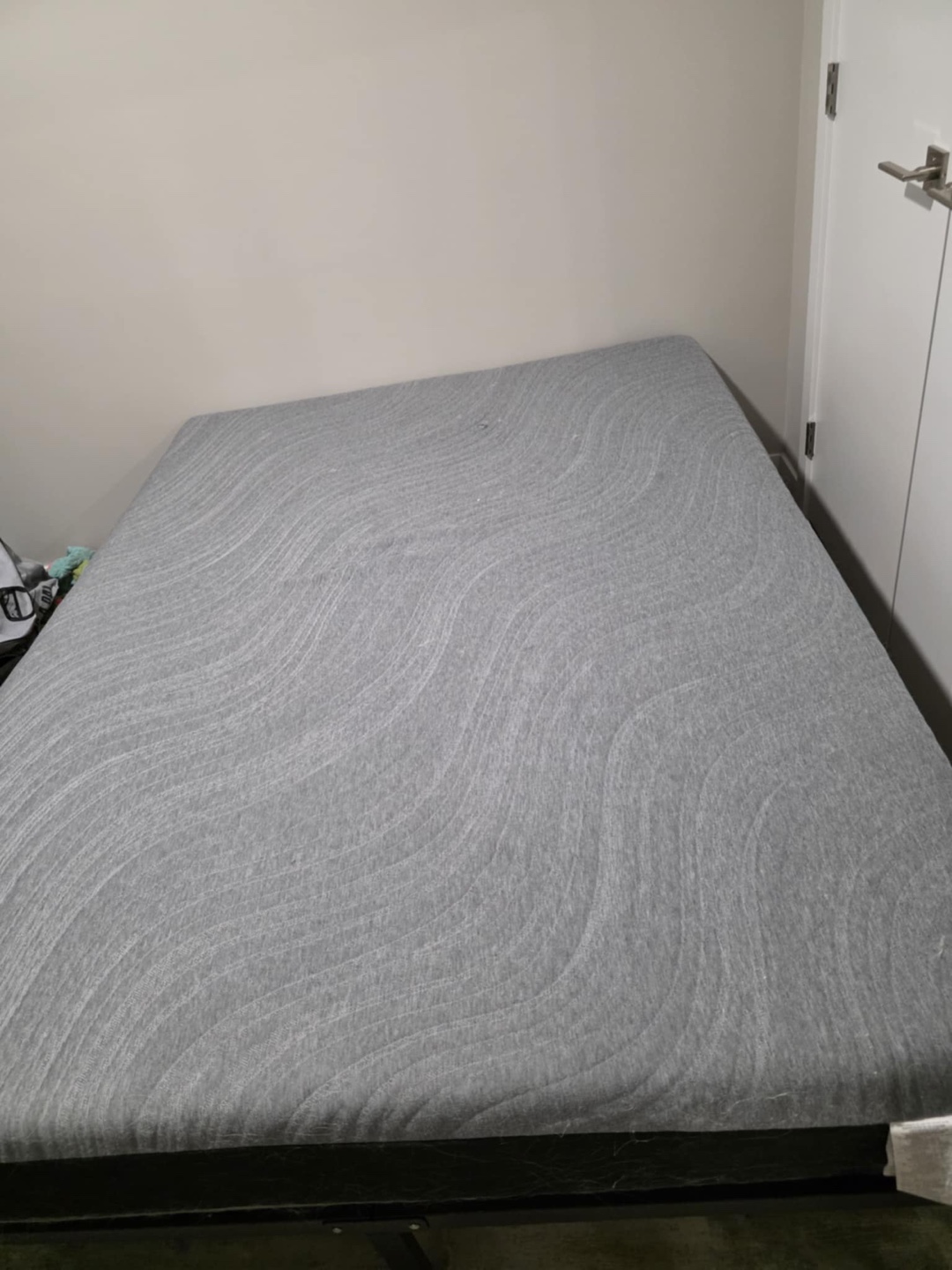 Metal Bed Frame & Grey foam Mattress queen - photo 3