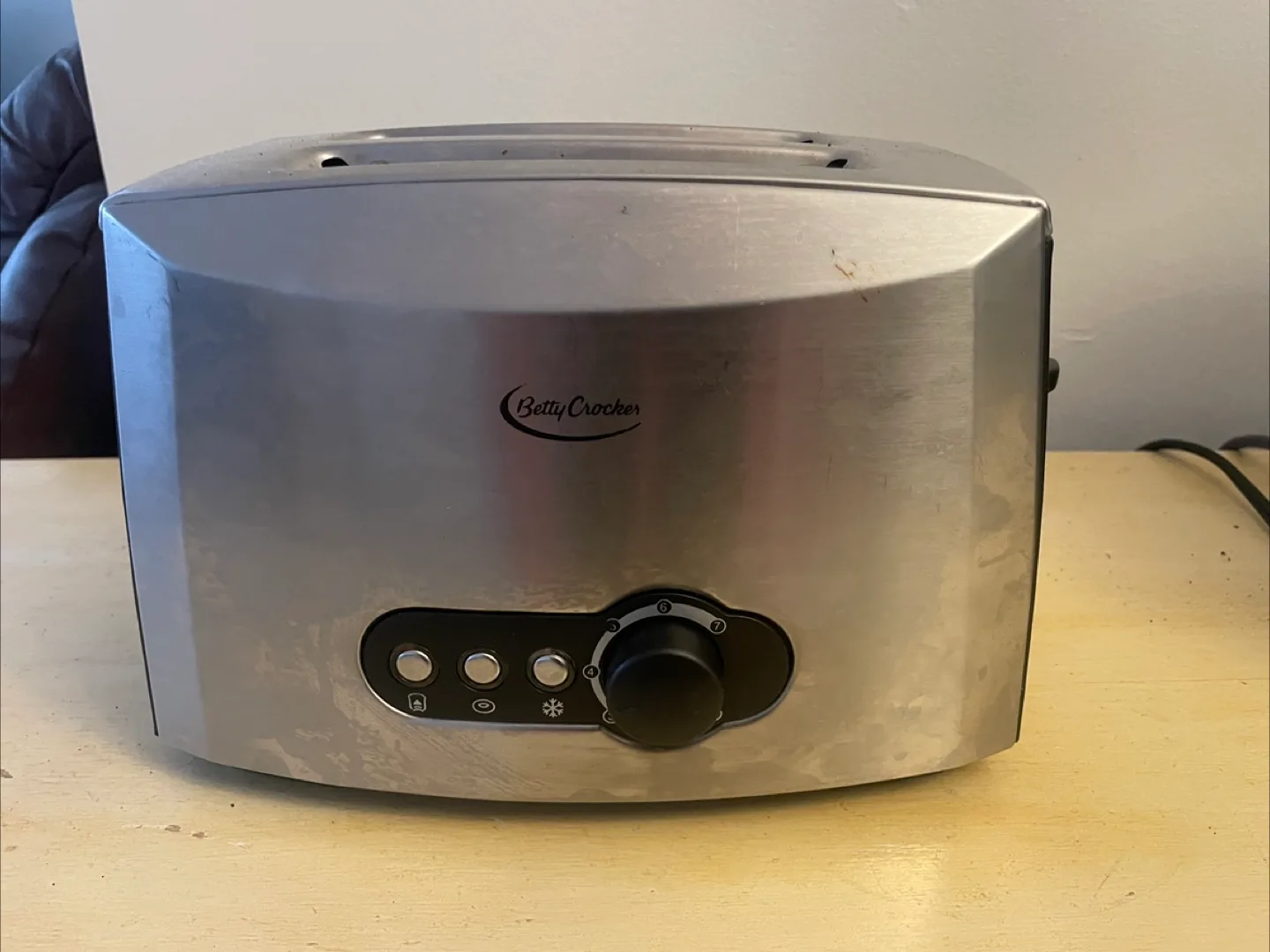 Betty Crocker Toaster thumbnail