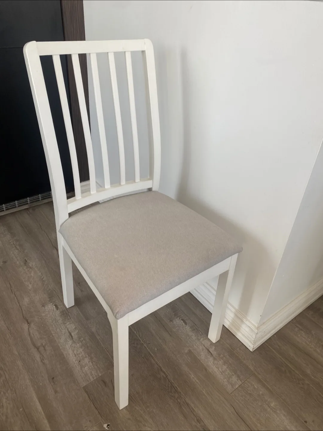 Set of 2 White Dining Chair with Light Grey Seat thumbnail