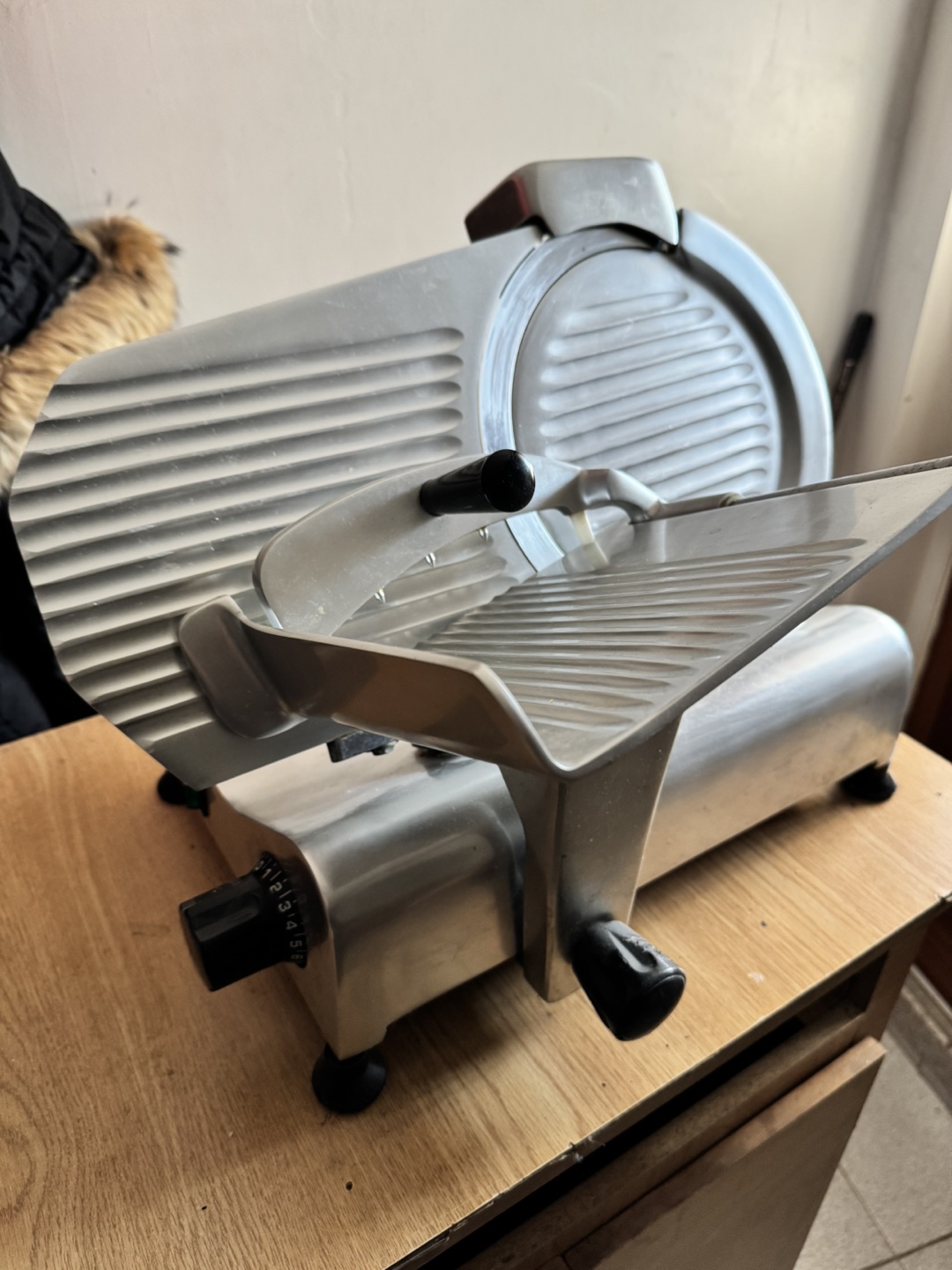 Commercial Meat Slicer