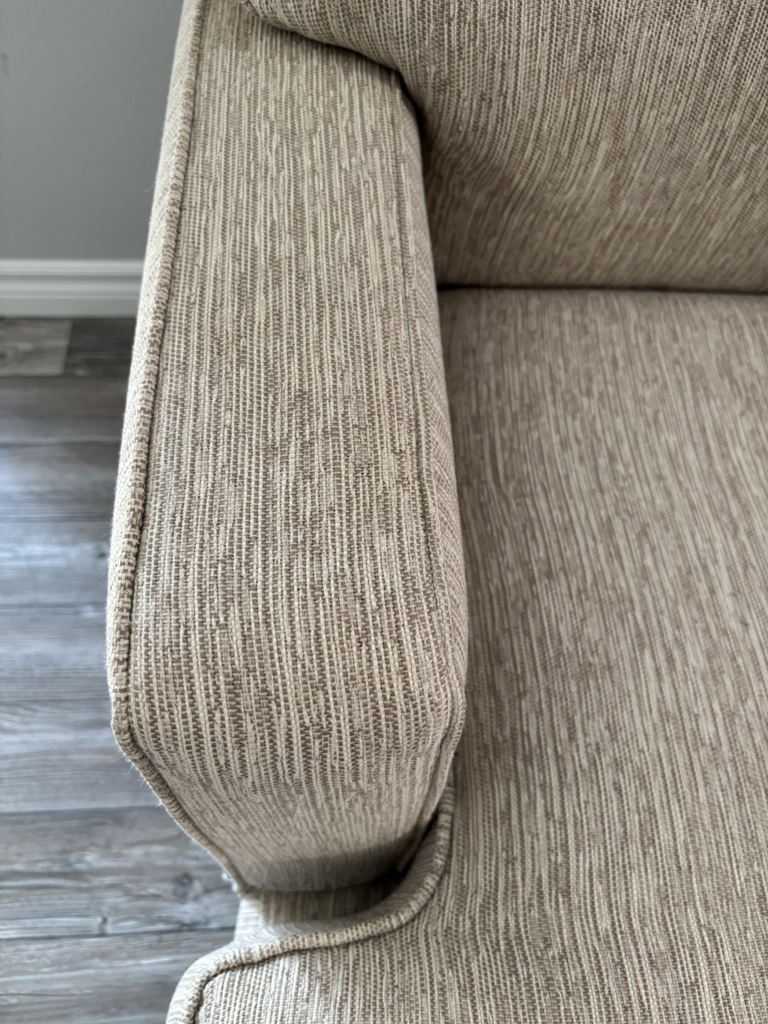 Comfortable Beige Sofa - photo 4
