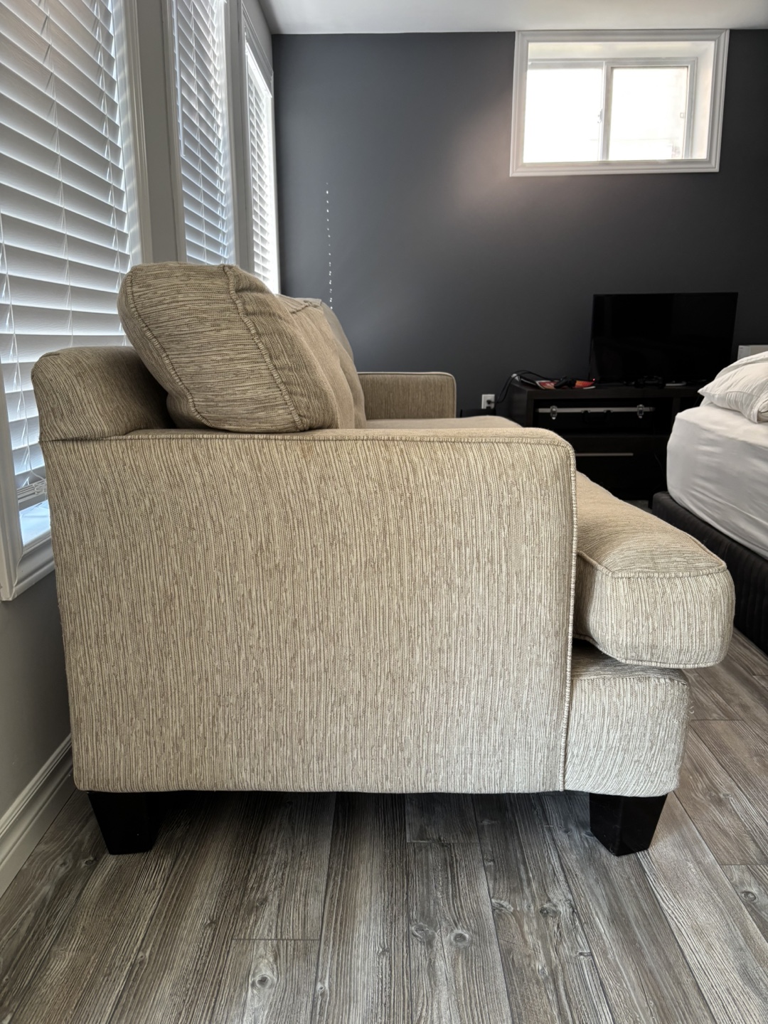 Comfortable Beige Sofa - photo 2