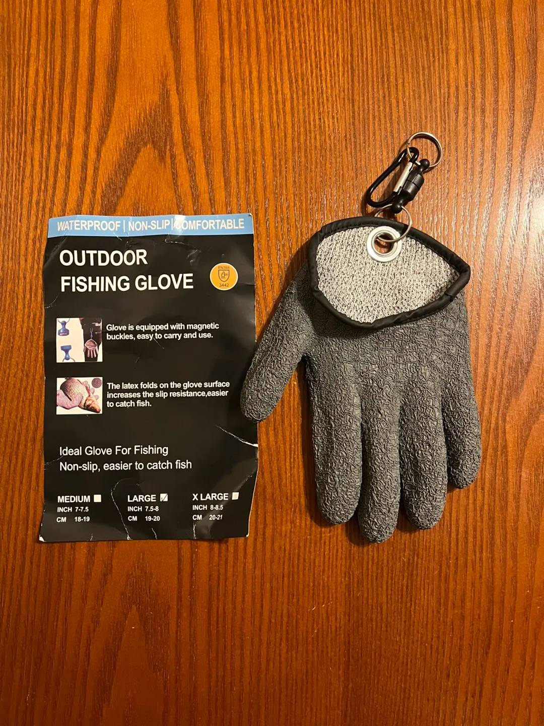 OUTDOOR LEFT HAND FISHING GLOVE (Size Large) thumbnail
