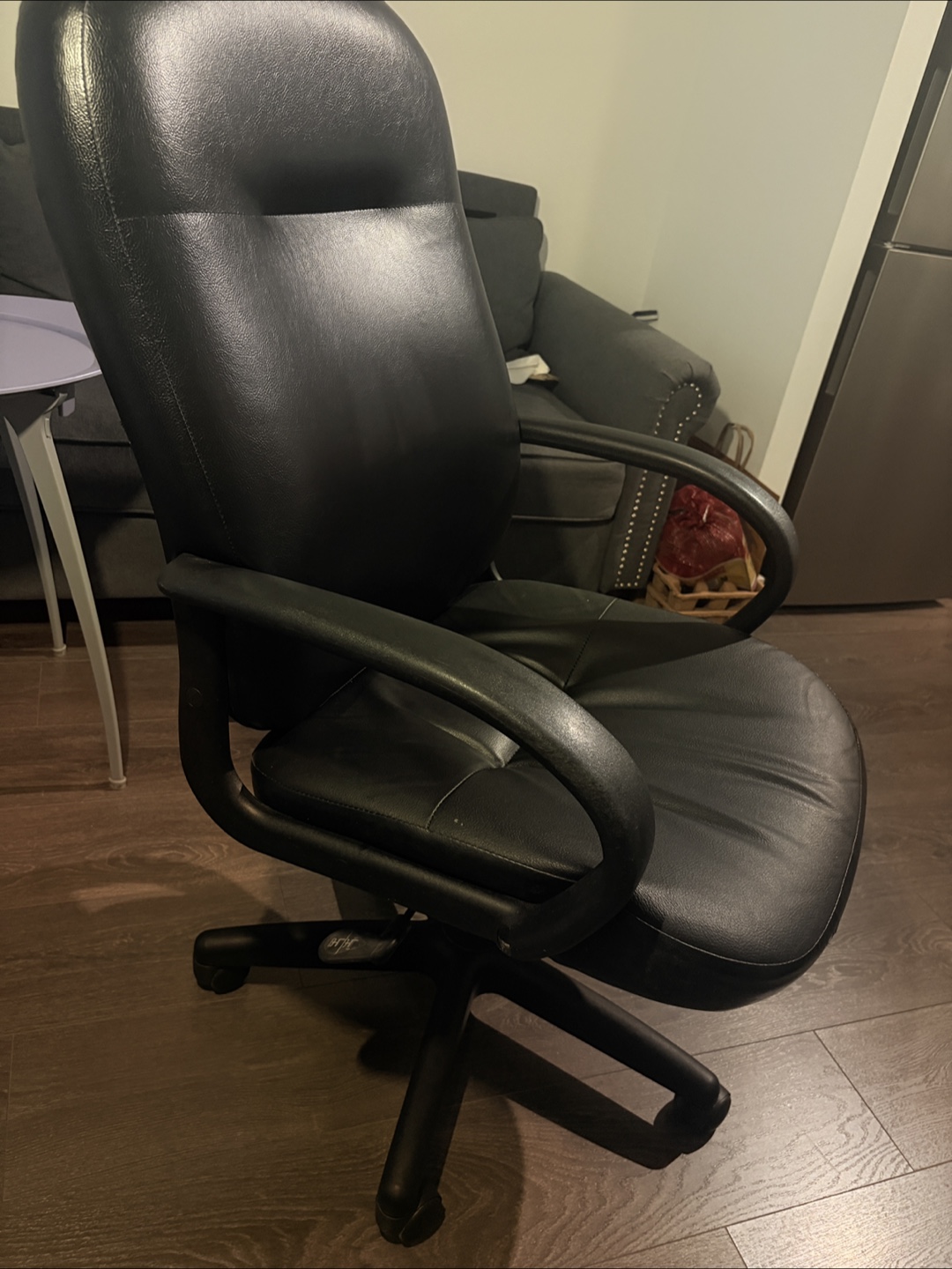 Black Leather Office Chair - photo 2