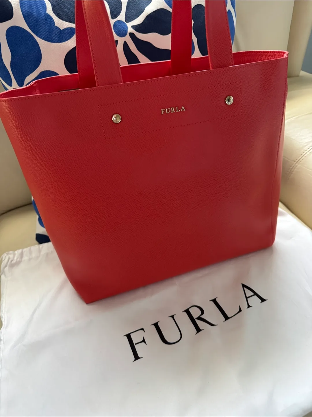 🇨🇦 Furla large orange Leather Tote Bag thumbnail