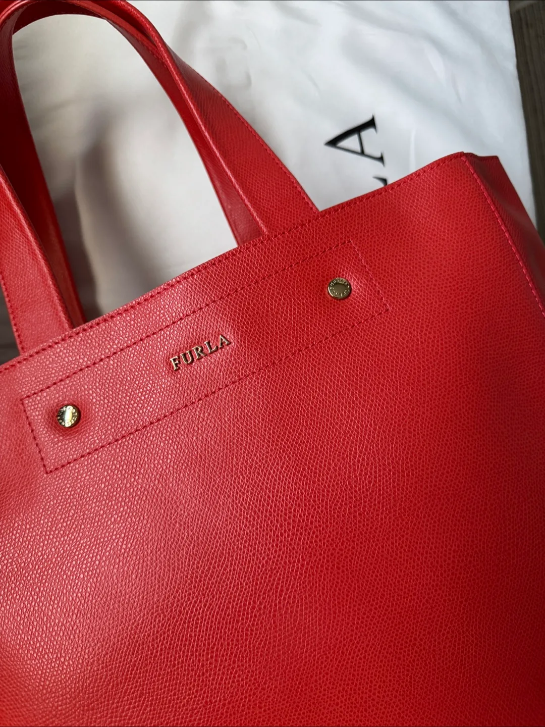 🇨🇦 Furla large orange Leather Tote Bag image indicator(3)