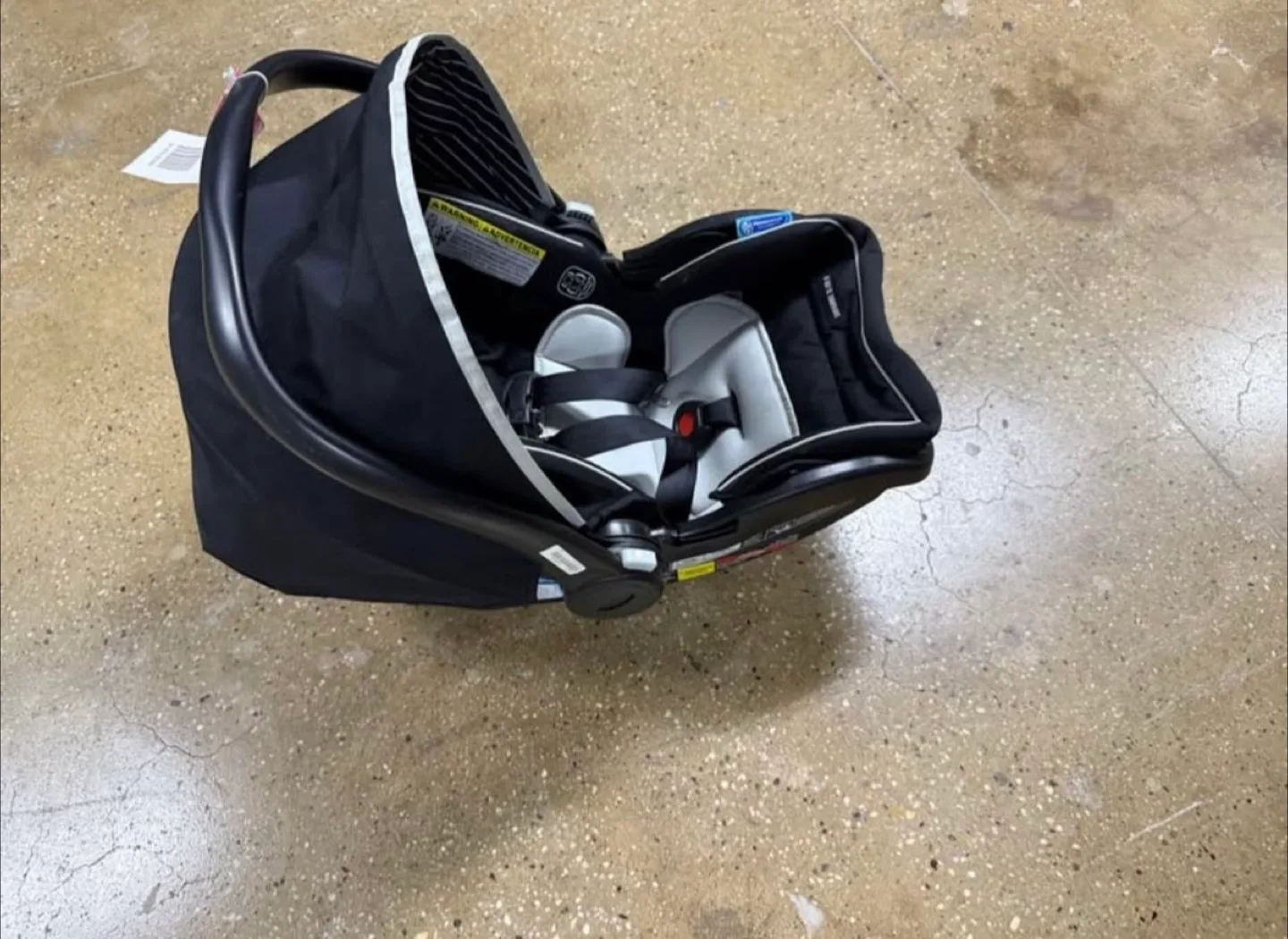 Chicco KeyFit 35 Infant Car Seat - Black thumbnail