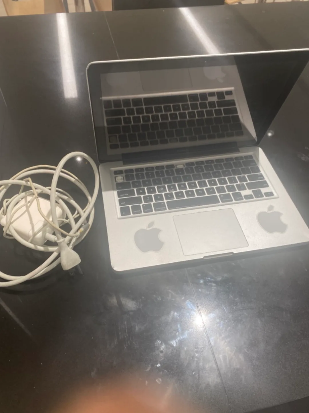 Apple MacBook WATER DAMAGE thumbnail