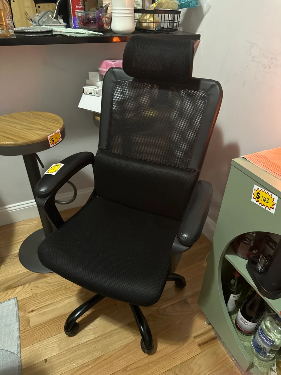 Black Office Chair with Headrest image indicator(2)
