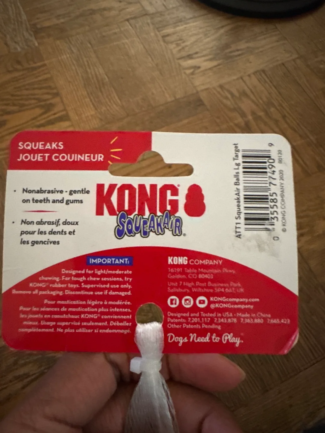 Kong Squeakair Balls Large 30-65 lbs image indicator(3)