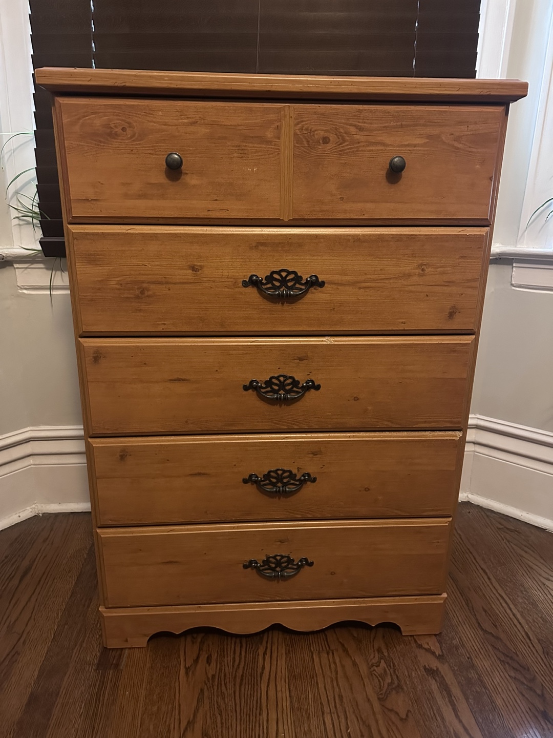 Wooden 5-Drawer Dresser - photo 2