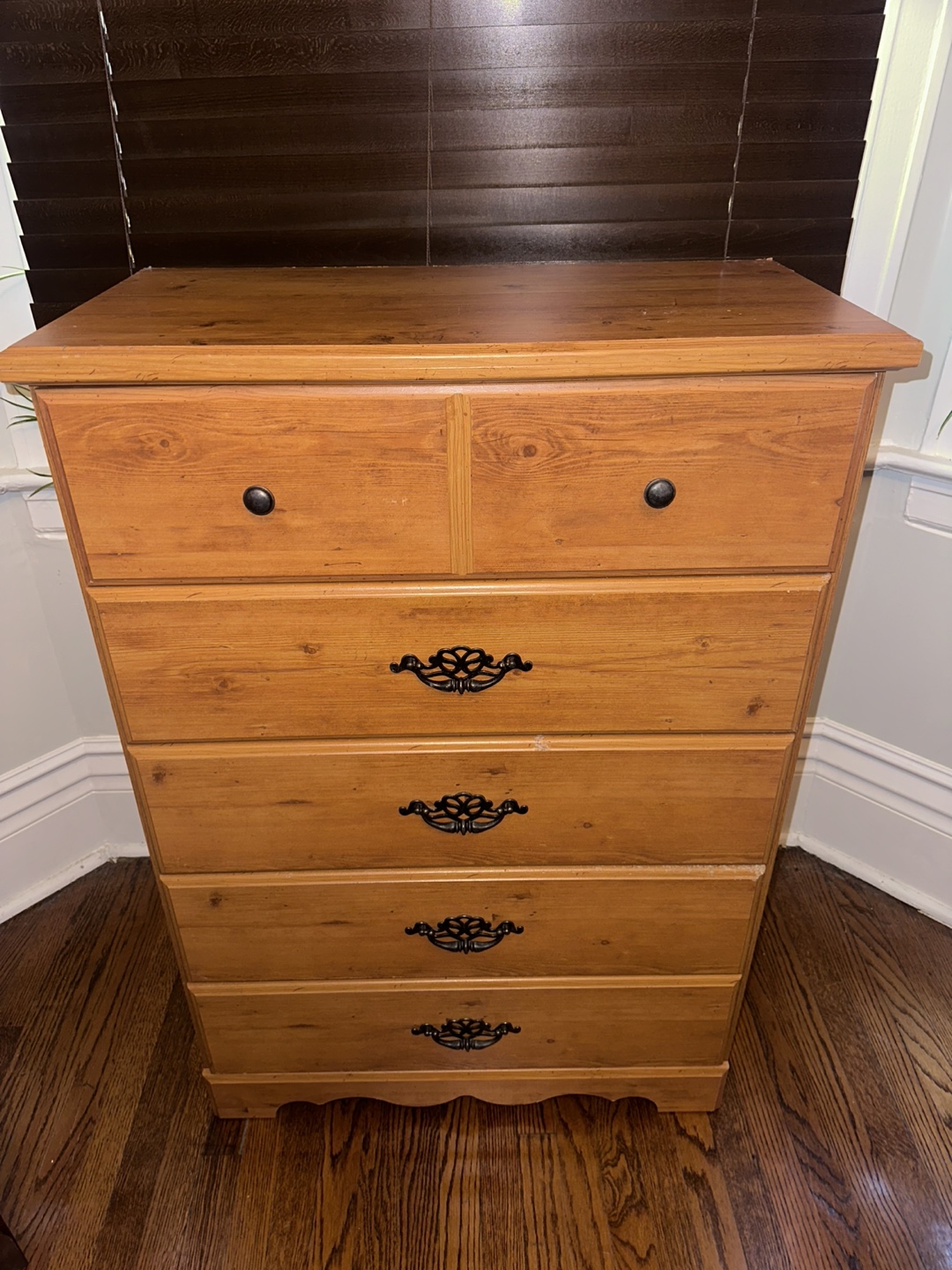 Wooden 5-Drawer Dresser