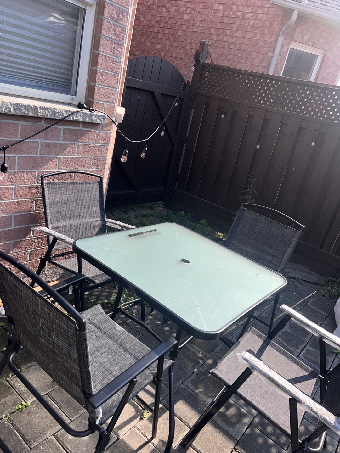 Patio set 4 chairs with table