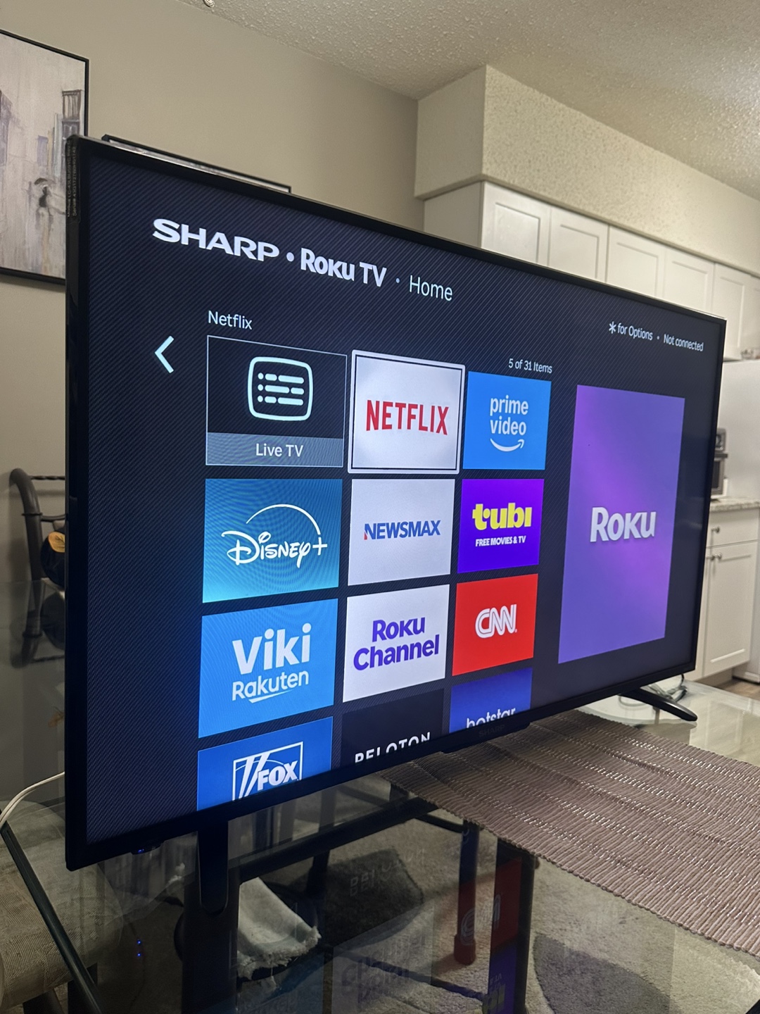 43-Inch 4K Roku Smart TV – Excellent Condition
