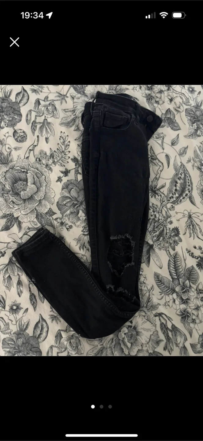 MOVING SALE: 3 FOR $2 : Black Pants Leggings Size 24/00 image indicator(2)