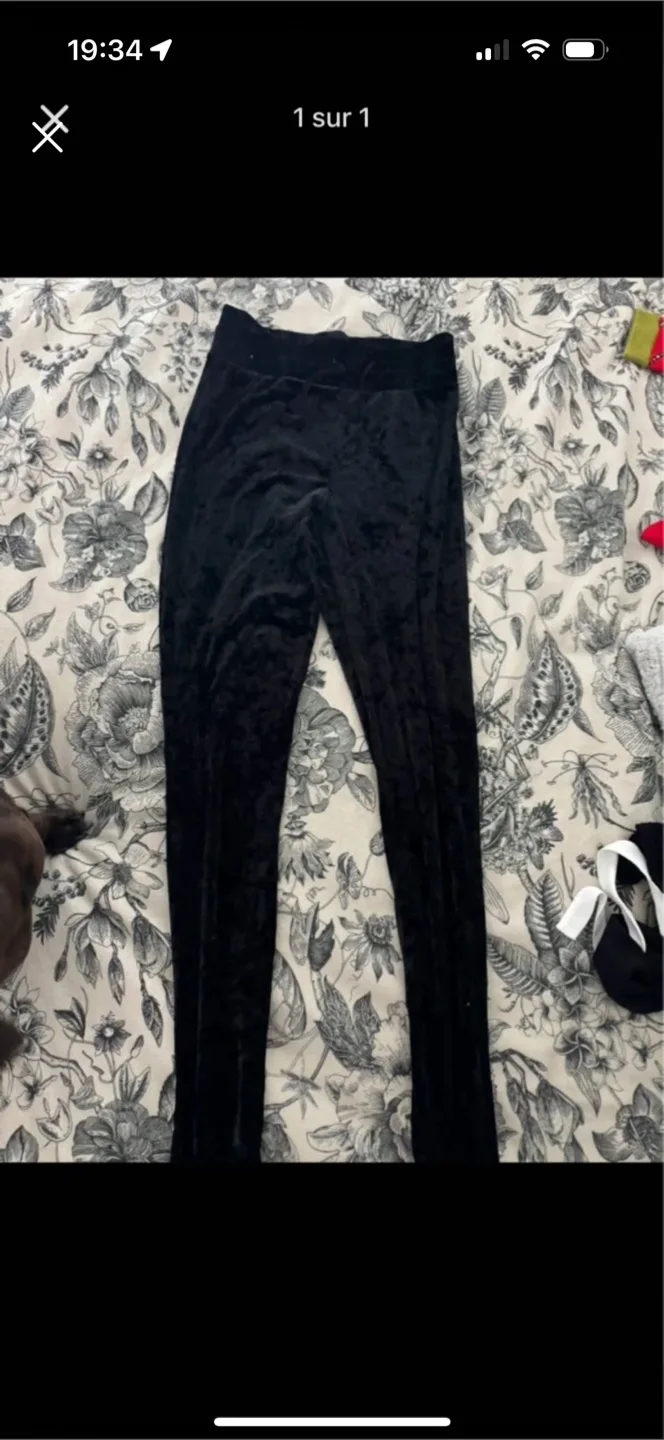 3 FOR $2 : Black Pants Leggings Size 24/00 thumbnail