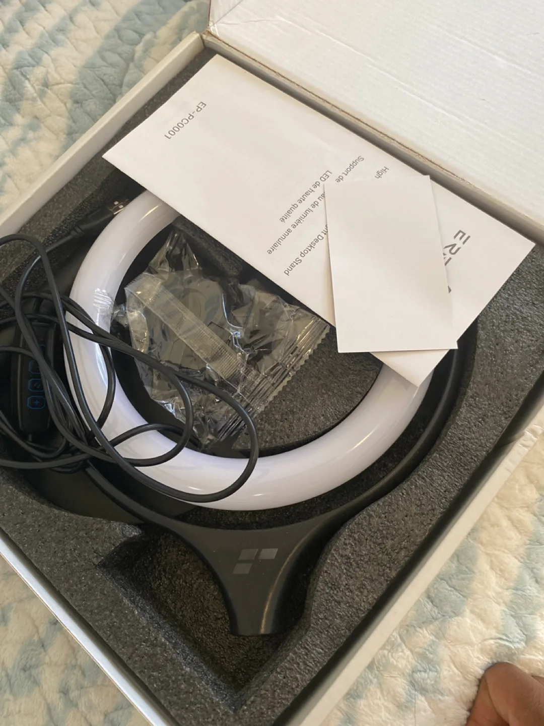 ErgoPixel LED Ring Light Desktop Stand image indicator(3)