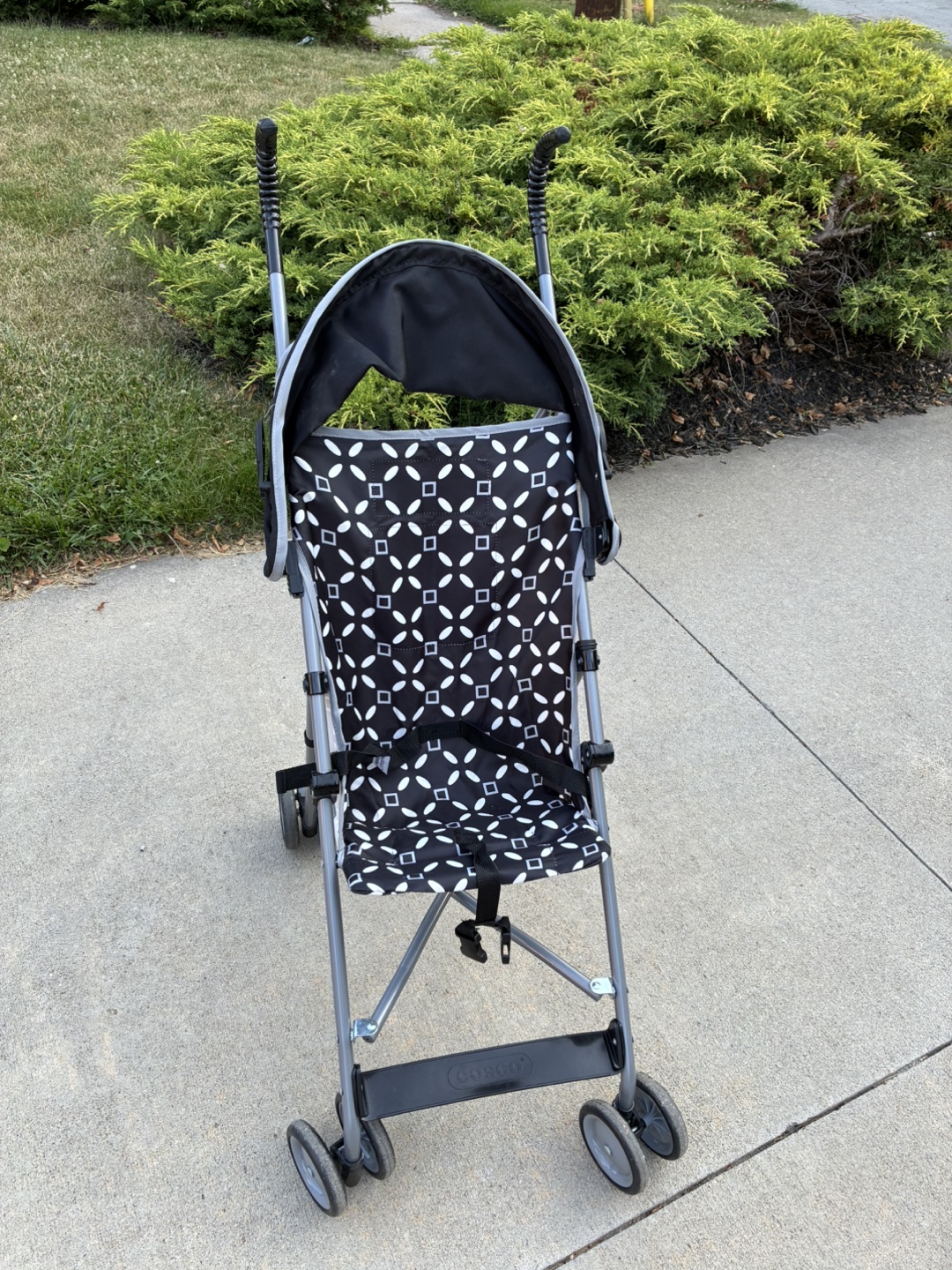 Umbrella Stroller - Lightweight & Compact
