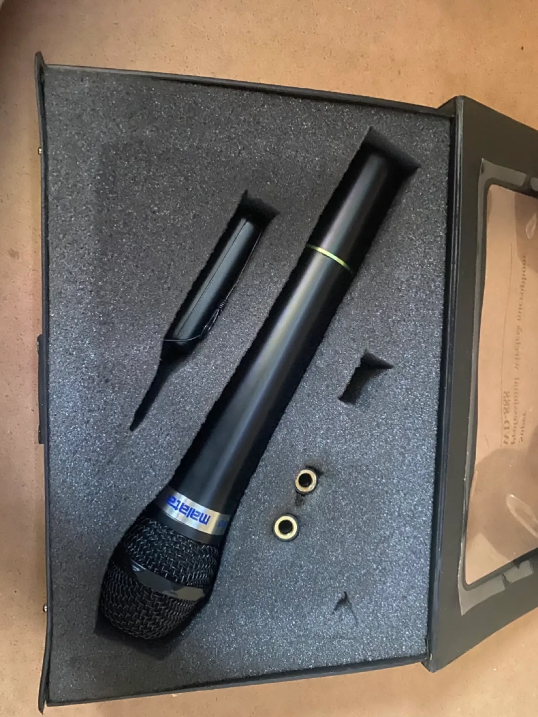 Malata WD-888 Wireless Microphone thumbnail