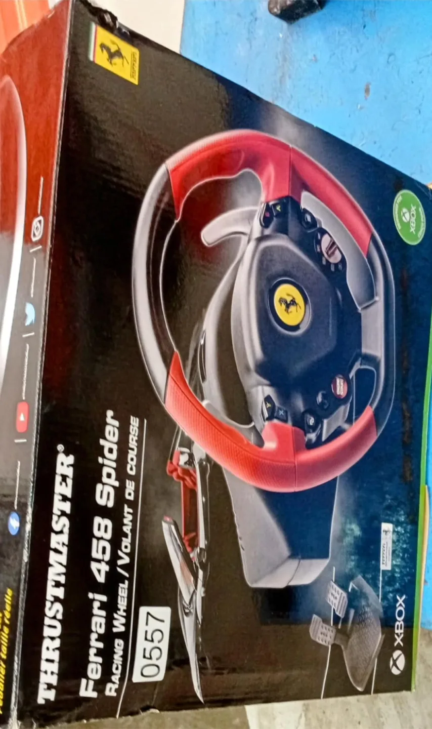 Thrustmaster Ferrari 458 Spider Racing Wheel for Xbox thumbnail
