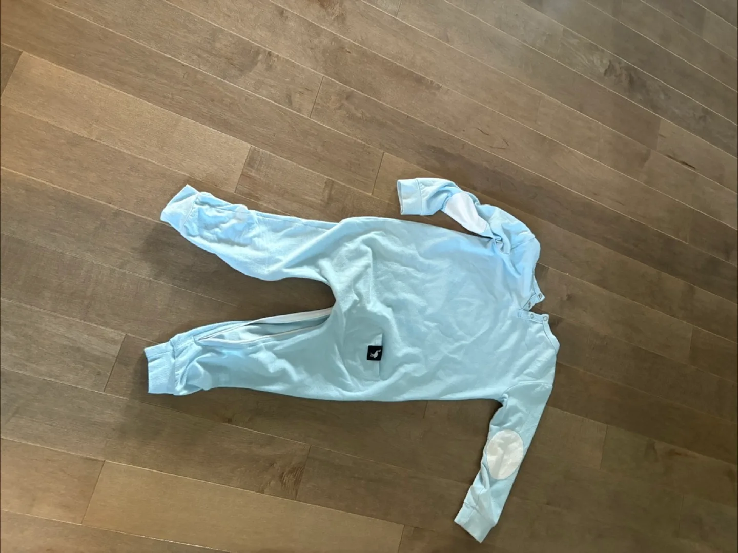 Os and Oakes Baby Blue Romper image indicator(2)