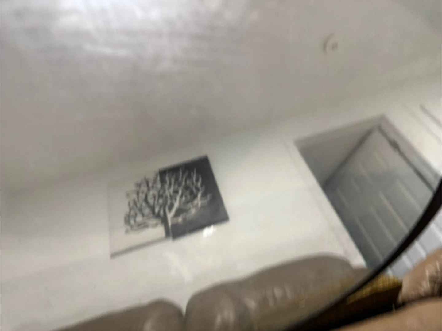 Round Black Glass Coffee Table image indicator(5)