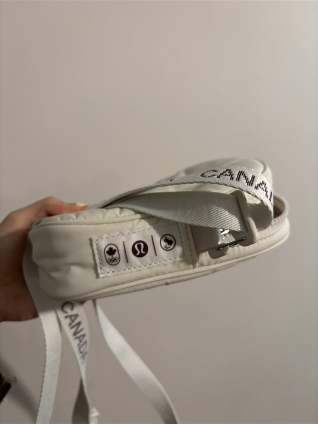 Lululemon Team Canada 22 Future Legacy  Crossbody Bag in white - photo 2