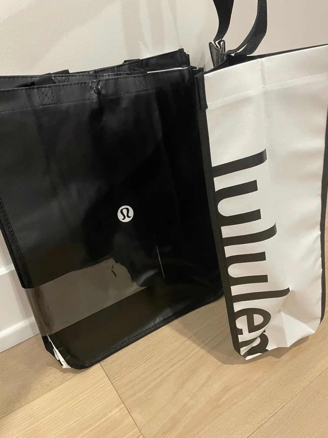 Lululemon Large Tote Bags 14”x16” New. Black/White image indicator(9)