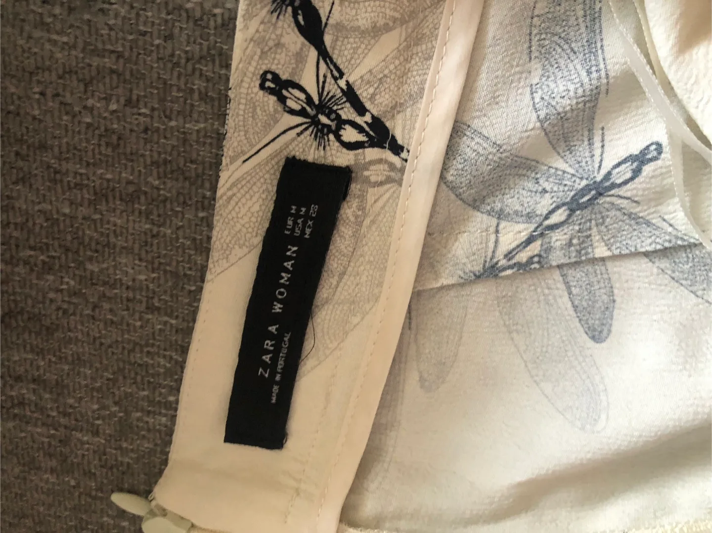 Zara Dragonfly Maxi Skirt (M) image indicator(4)