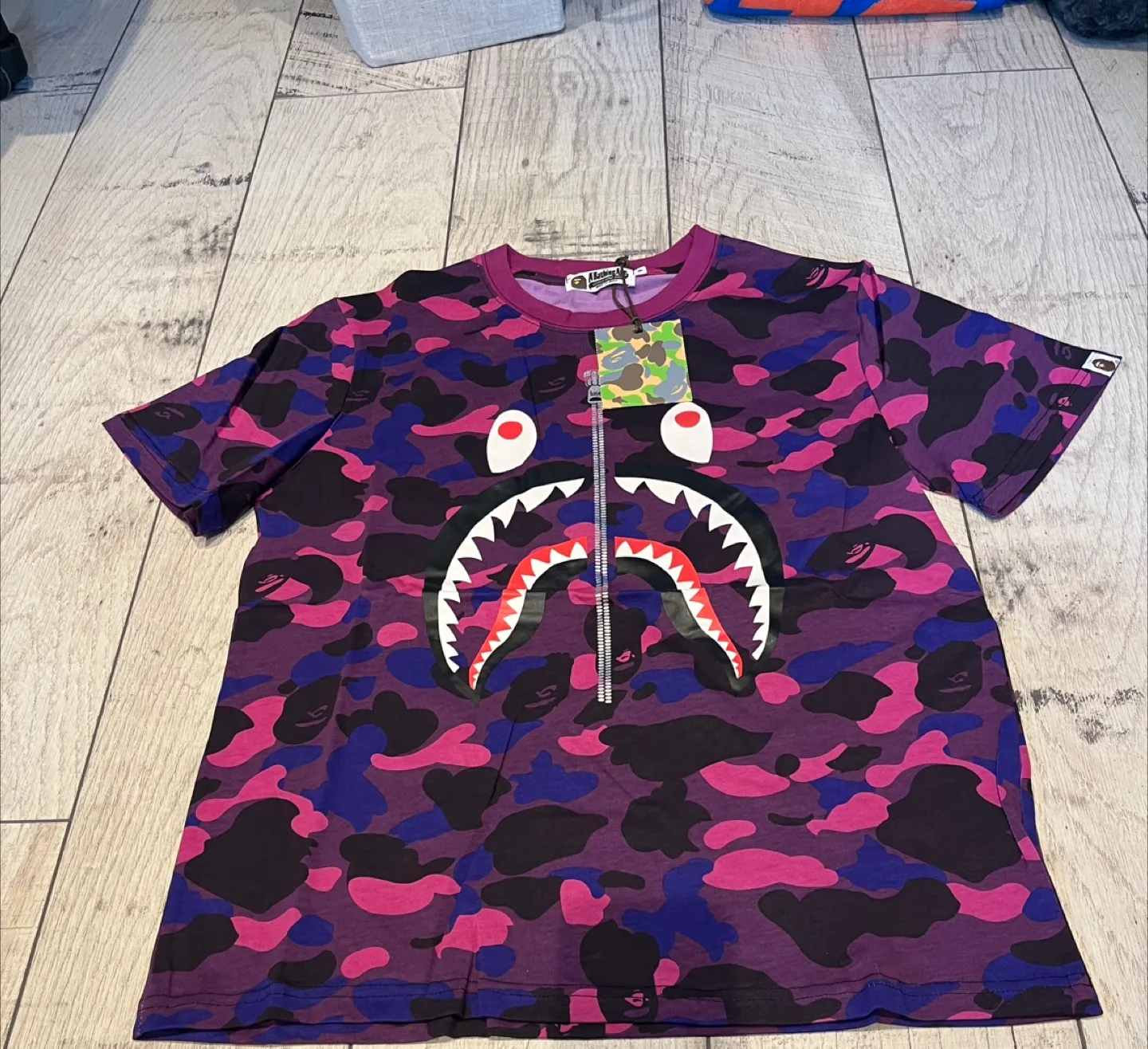 Purple BAPE shark set image indicator(2)