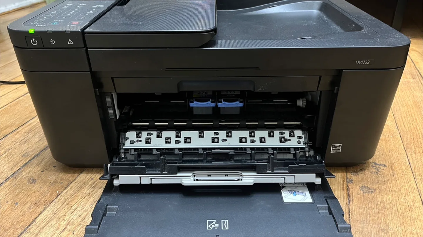 Canon PIXMA TR4722 All-in-One Printer thumbnail