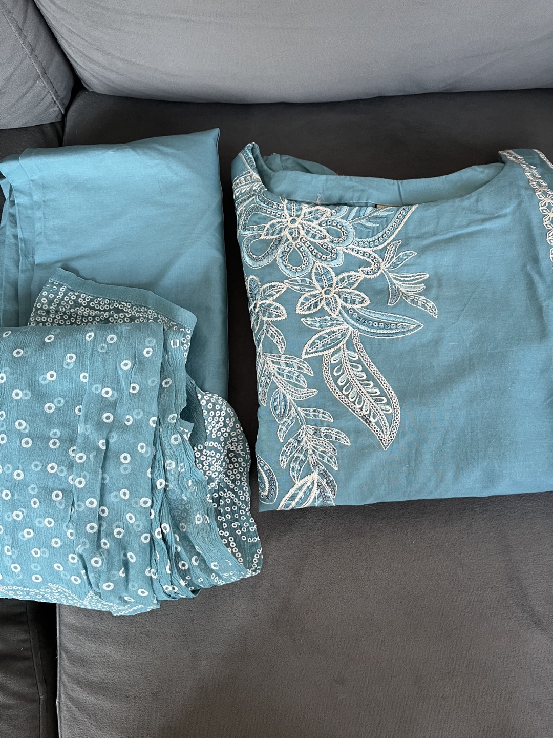 Teal Embroidered 3-Piece Suit - photo 3