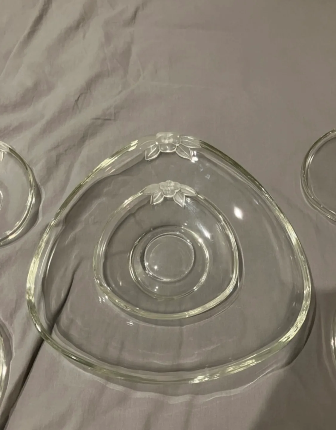 Vintage Clear Glass Serving Set image indicator(2)