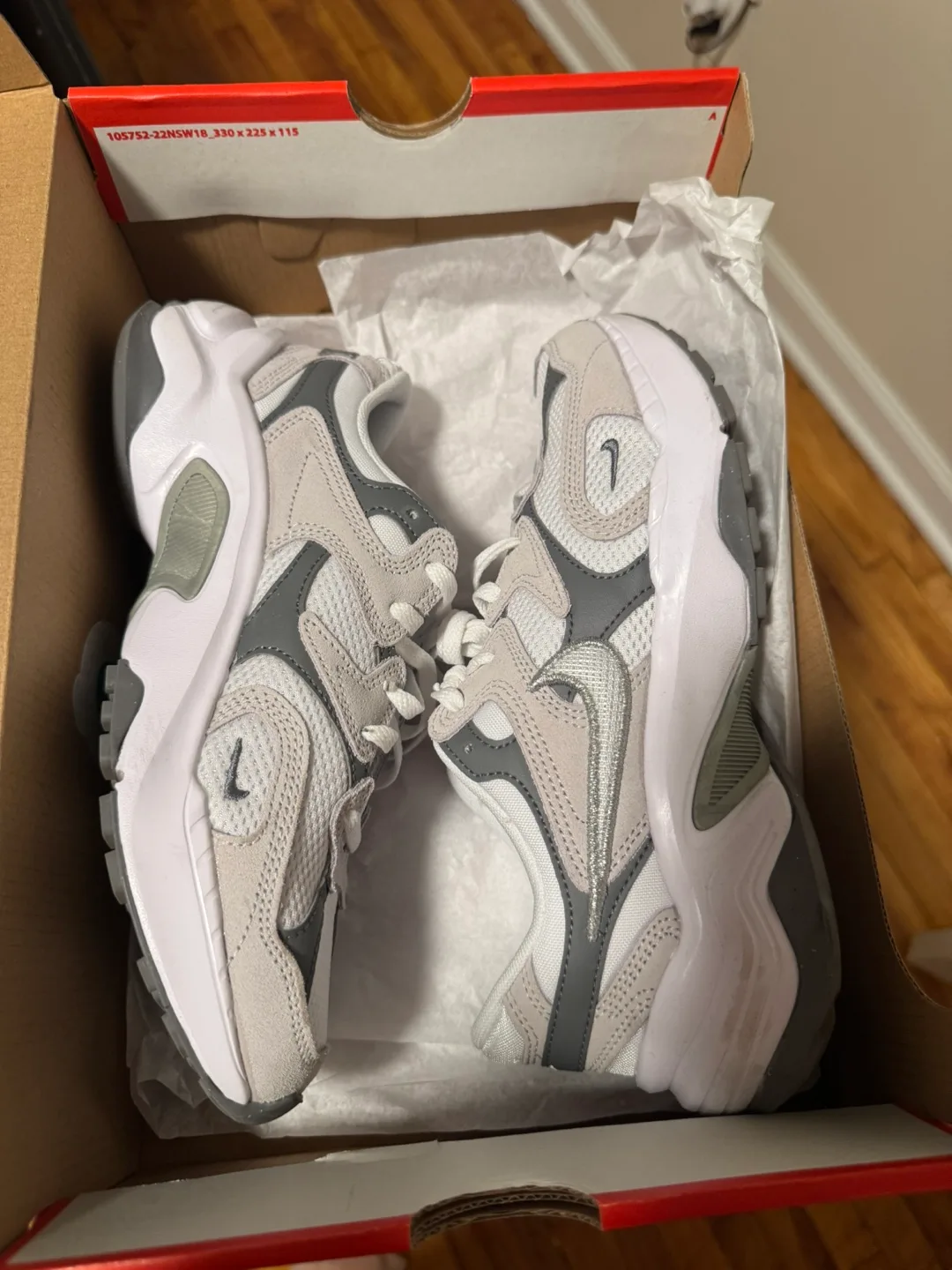 NEW Nike Air Max 97 White/Grey, Women's 7.5 image indicator(3)