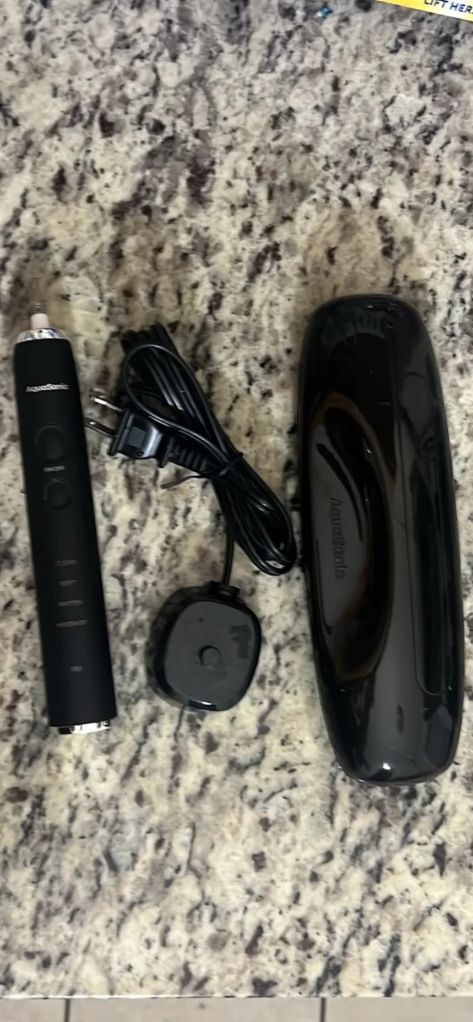 AquaSonic Black Electric Toothbrush w/ Charger & Case thumbnail