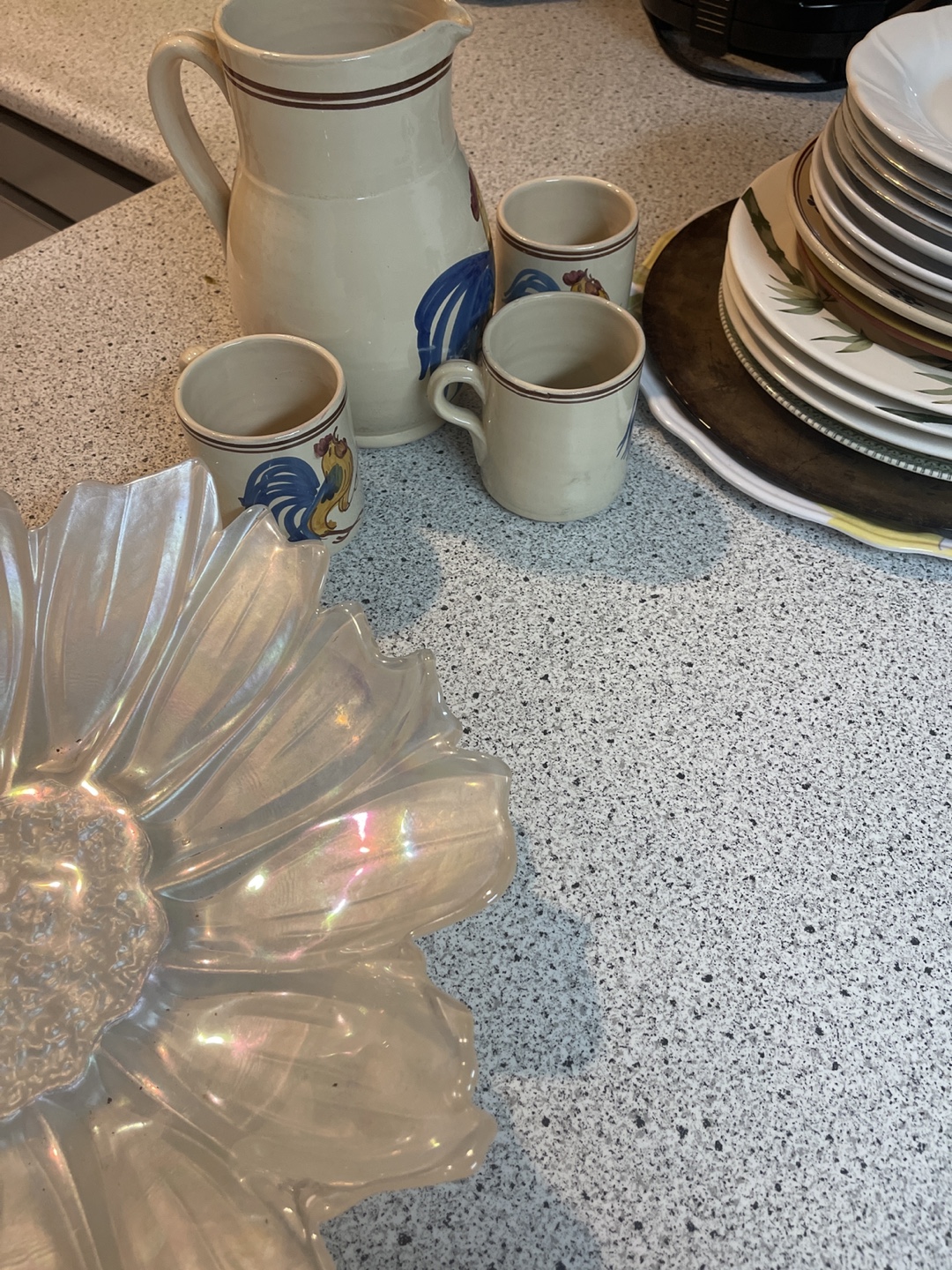 Rooster Pitcher and Mug Set and assorted plates - photo 3