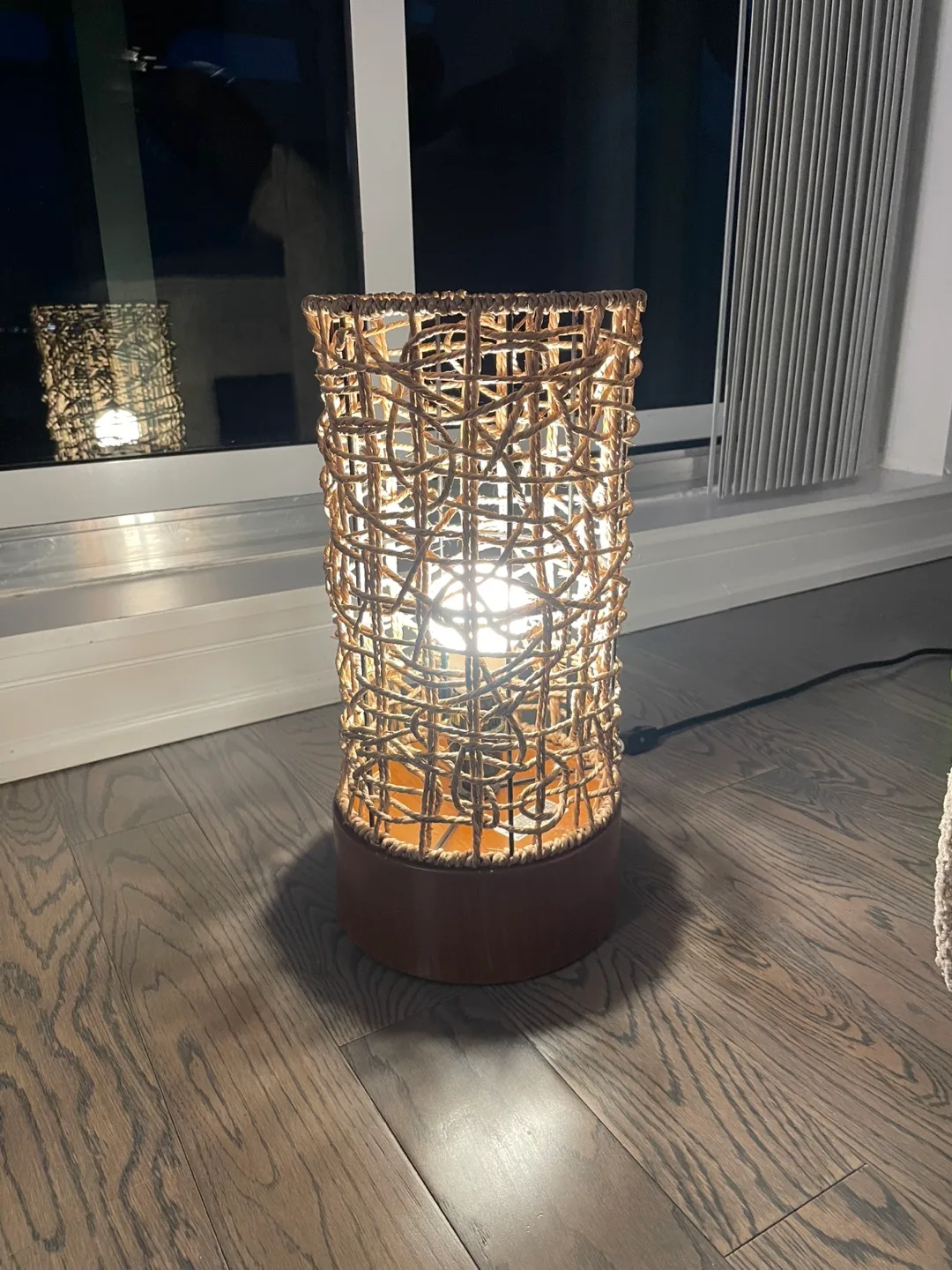 Woven Table Lamp thumbnail