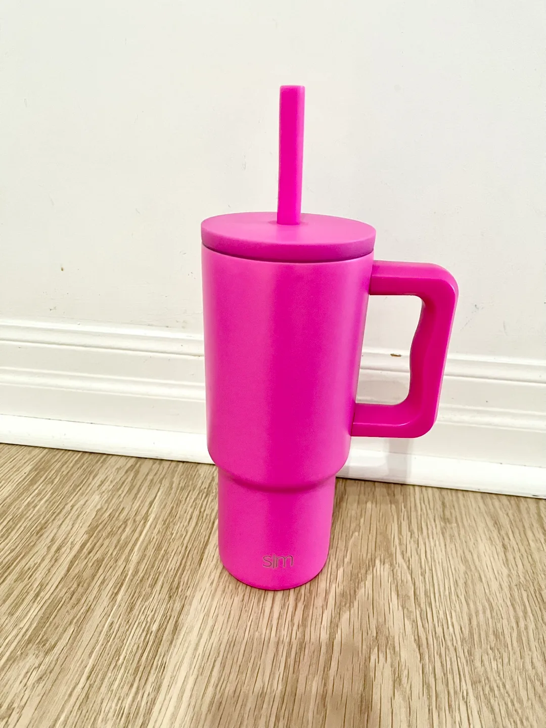 Simple Modern Tumbler with Handle thumbnail