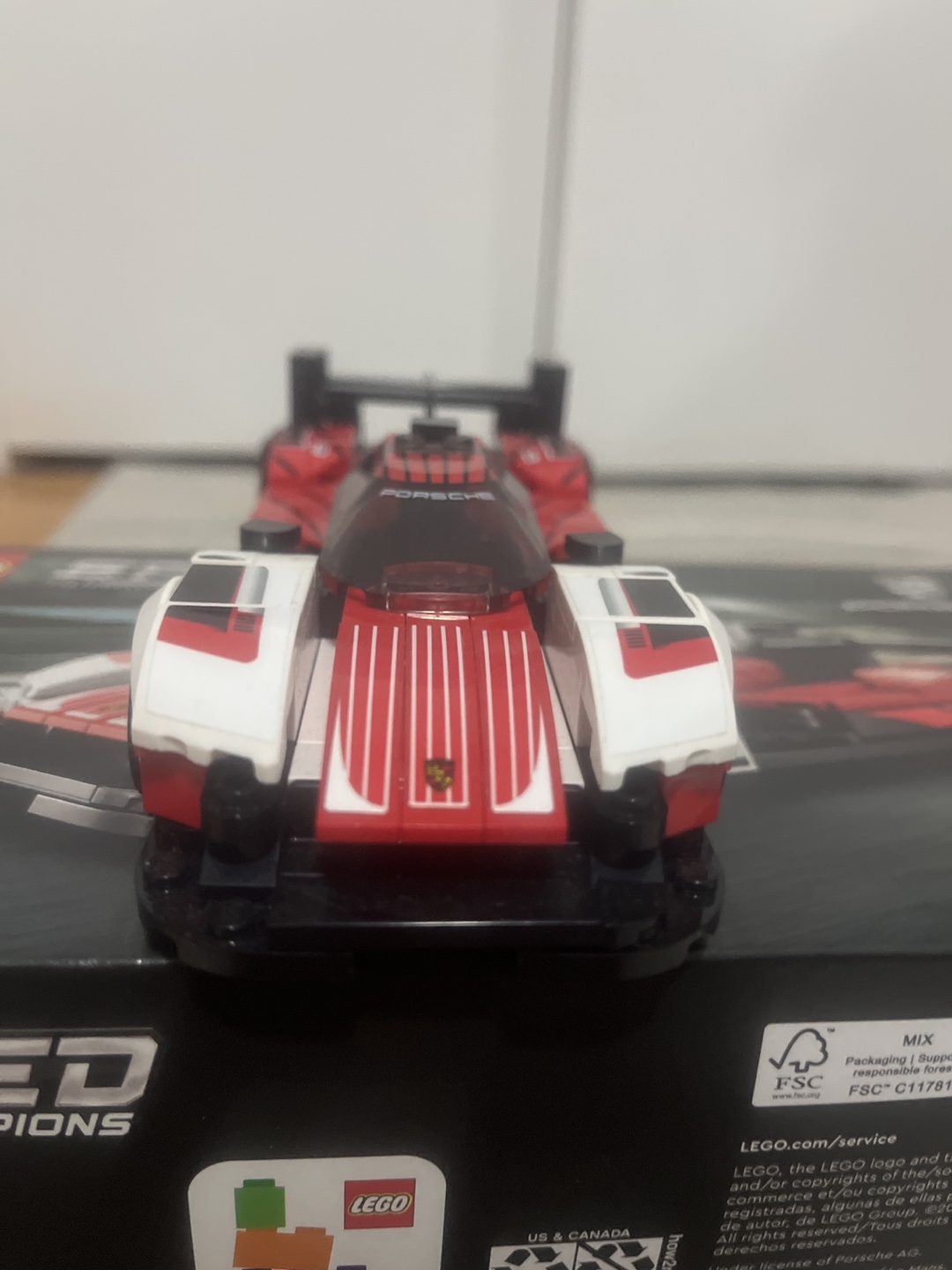 LEGO Speed Champions Porsche Vision Gran Turismo 76916 - photo 3