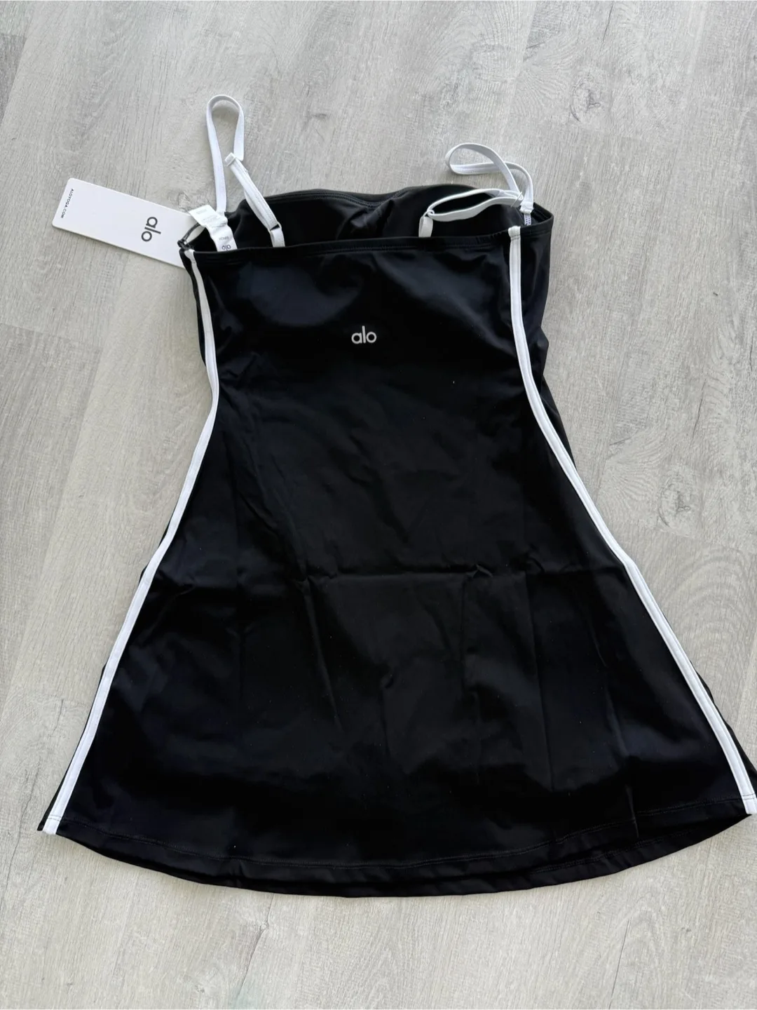 ALO Yoga Airbrush Streamlined Dress - Black/White image indicator(2)