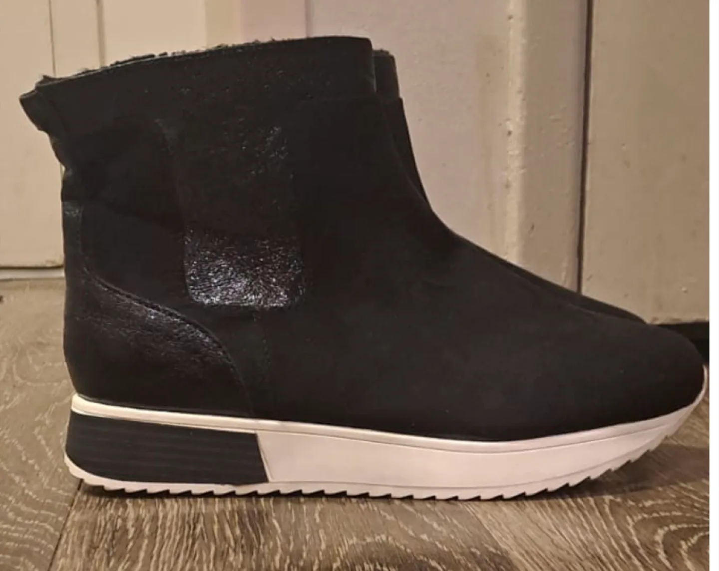 Bos. & Co. Black Suede Ankle Boots - Size 8 thumbnail