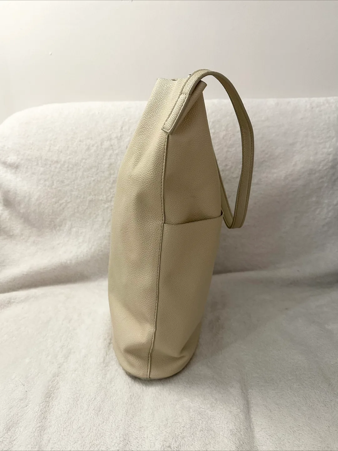 Authentic Oat + Fort Vegan Leather Tote Bag Oatmeal Light Beige image indicator(3)