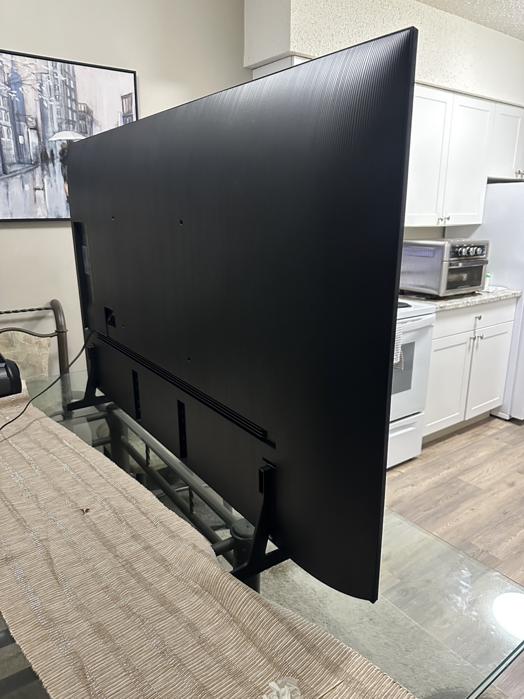 Like-New SAMSUNG 65-Inch QLED 4K Smart TV for Sale - photo 4