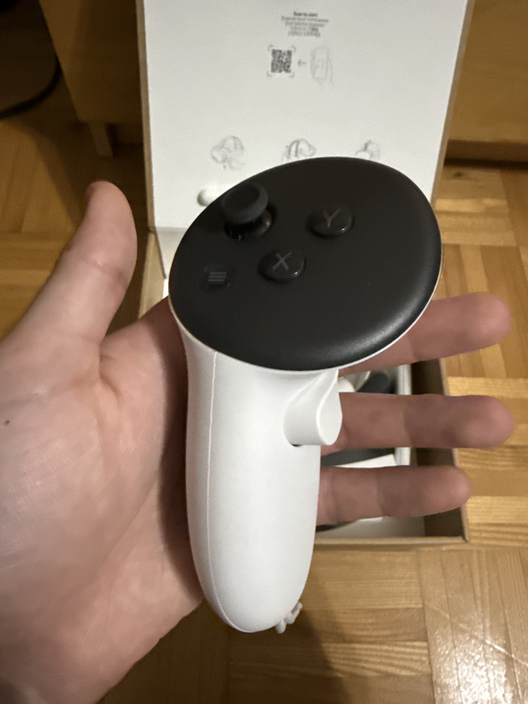 Like New Meta Quest 3 VR Headset - photo 3